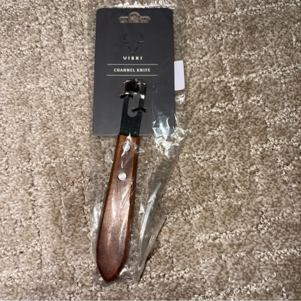 Viski Channel Knife, Citrus Zester and Orange Peeler Tool, Walnut Wood